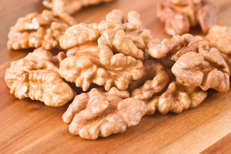 walnuts against worms